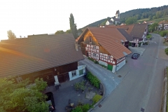 Blick in Richtung Kirche